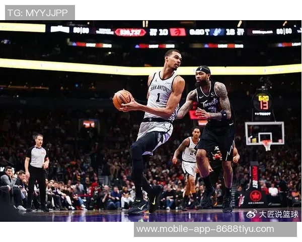 马刺展现惊人韧性逆转19分创赛季新高再度演绎逆转传奇